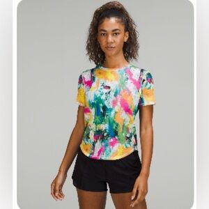 NWT Lululemon High Neck Running and Training Top Size 4 No Limits White Multi